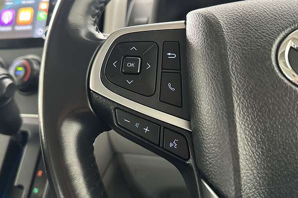 2021 Toyota Hiace Commuter GDH322R ELWB High Roof