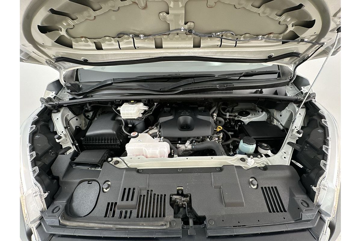 2021 Toyota Hiace Commuter GDH322R ELWB High Roof