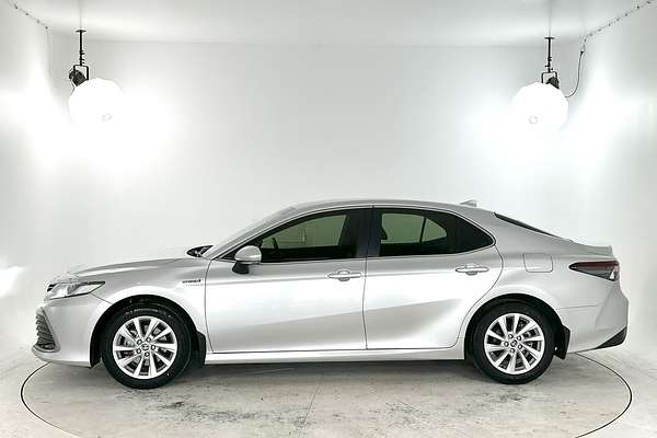 2021 Toyota Camry Ascent AXVH70R