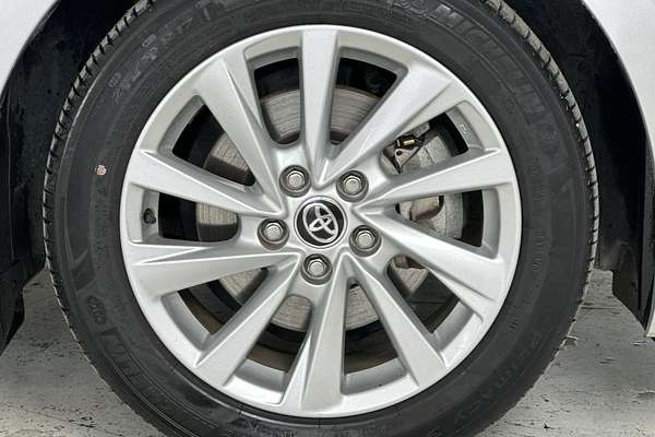 2021 Toyota Camry Ascent AXVH70R