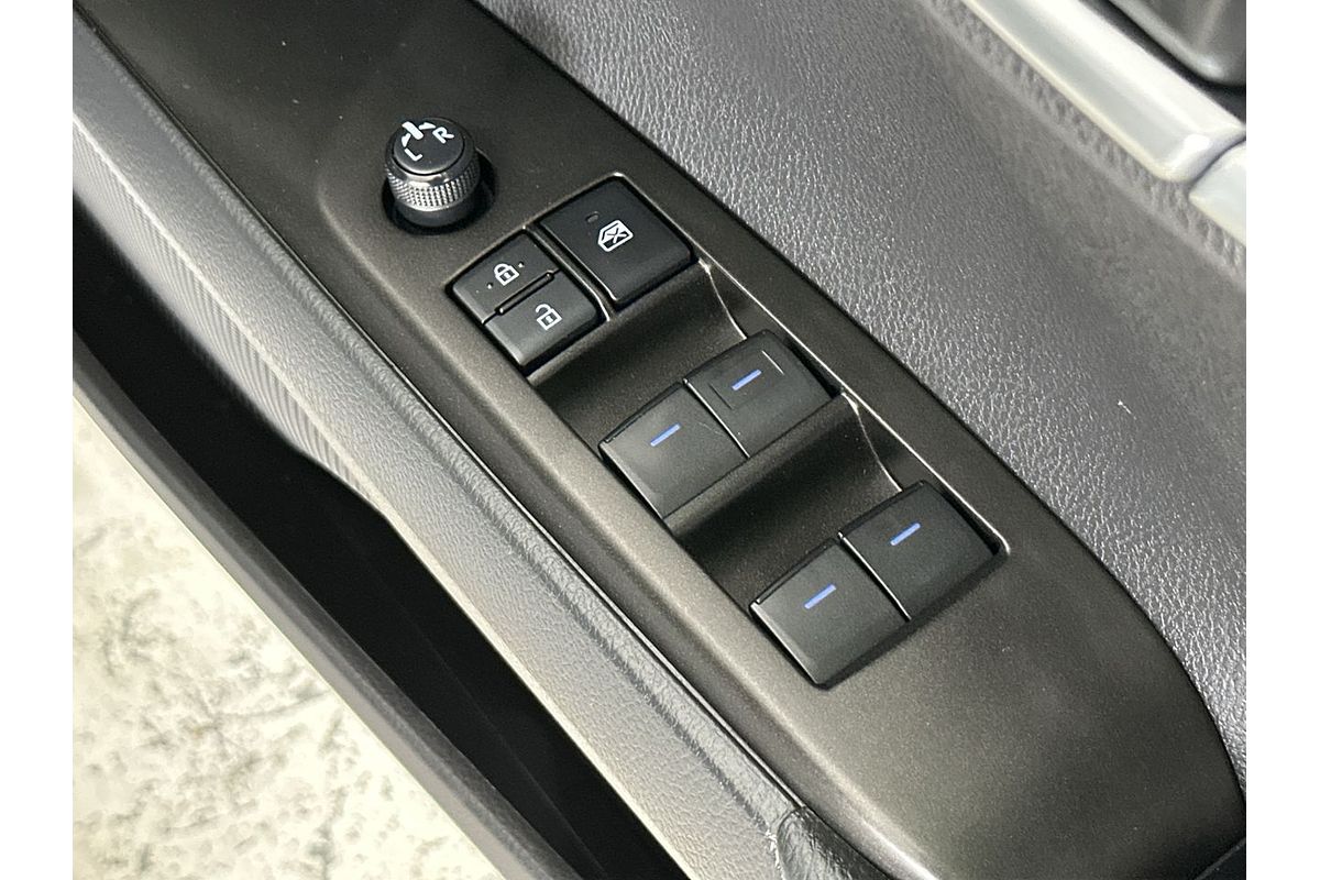 2021 Toyota Camry Ascent AXVH70R