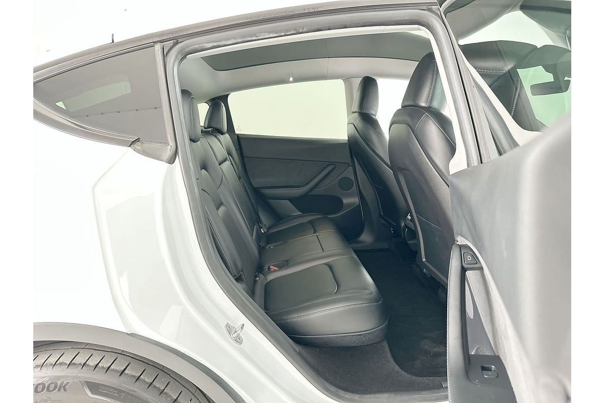 2022 Tesla Model Y Rear-Wheel Drive