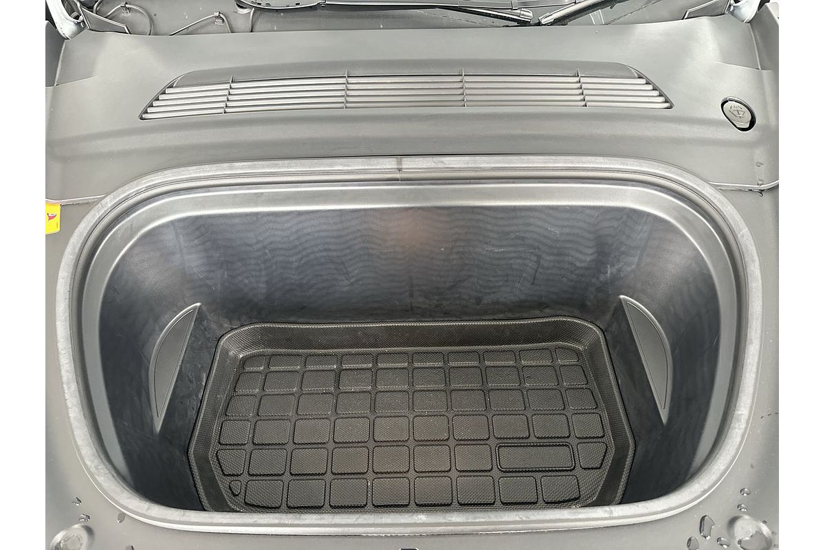 2022 Tesla Model Y Rear-Wheel Drive