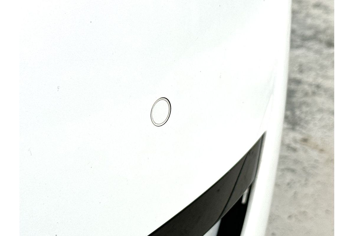 2022 Tesla Model Y Rear-Wheel Drive