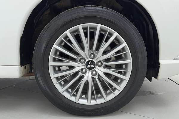 2020 Mitsubishi Outlander PHEV ES ZL