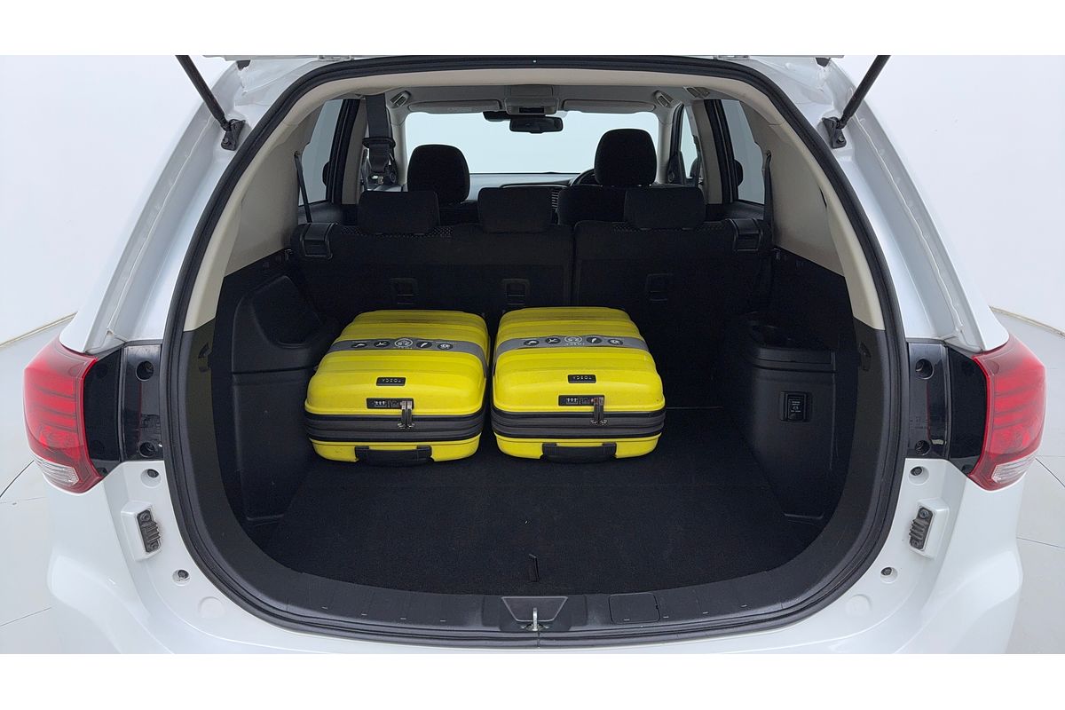 2020 Mitsubishi Outlander PHEV ES ZL