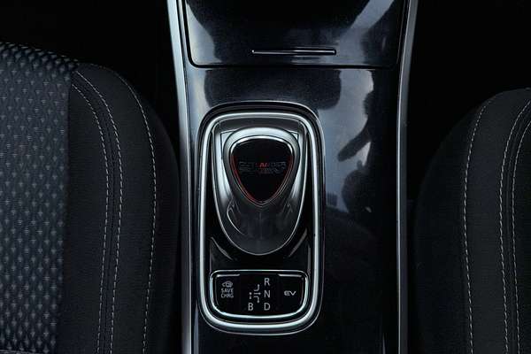 2020 Mitsubishi Outlander PHEV ES ZL