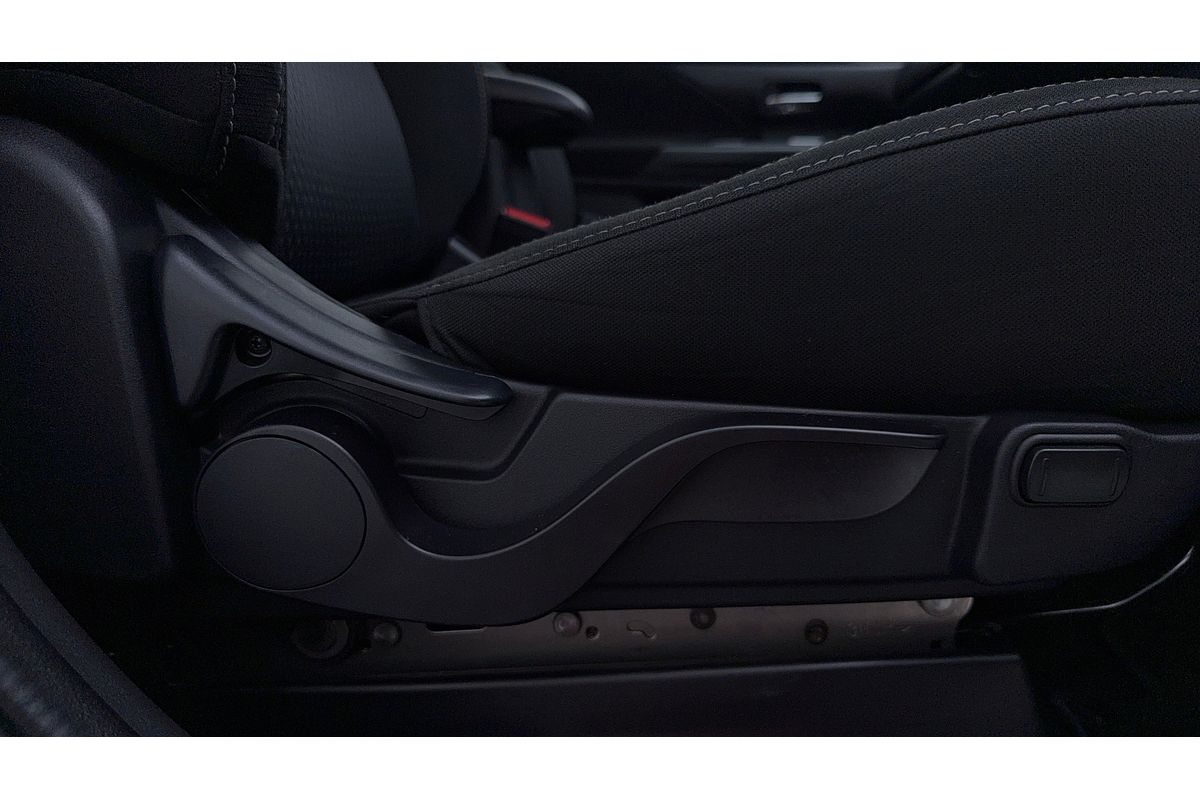 2020 Mitsubishi Outlander PHEV ES ZL