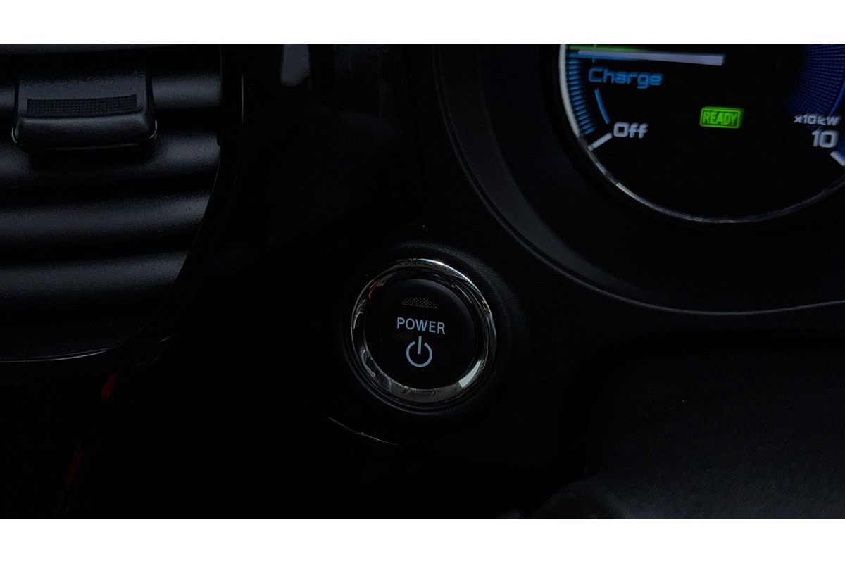 2020 Mitsubishi Outlander PHEV ES ZL