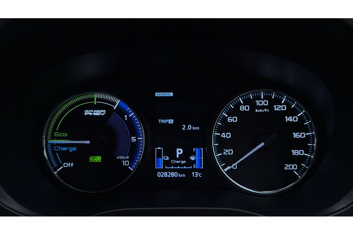 2020 Mitsubishi Outlander PHEV ES ZL