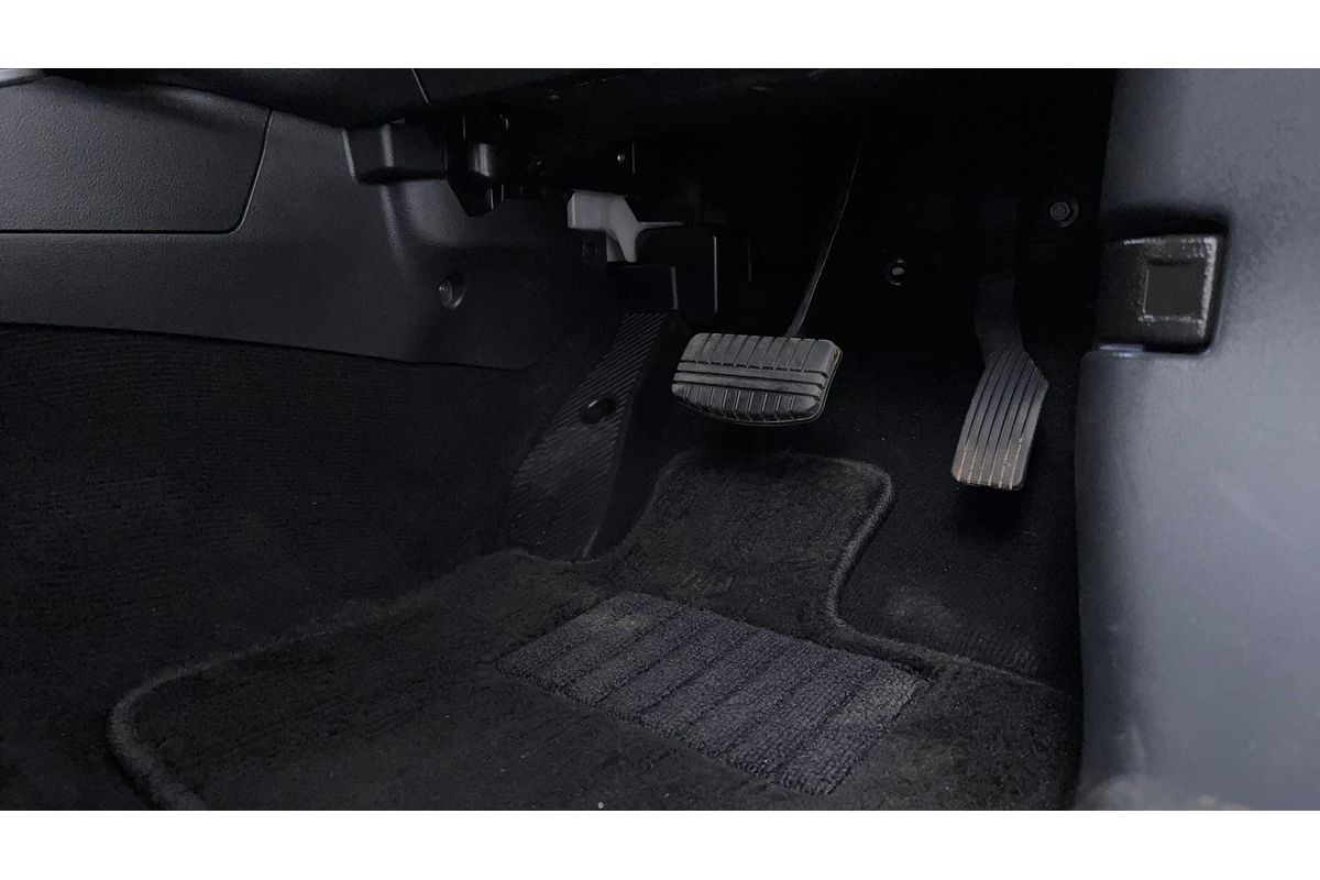 2020 Mitsubishi Outlander PHEV ES ZL