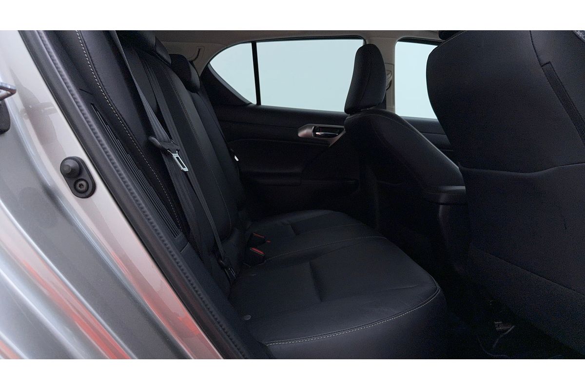 2016 Lexus CT LUXURY ZWA10R MY15