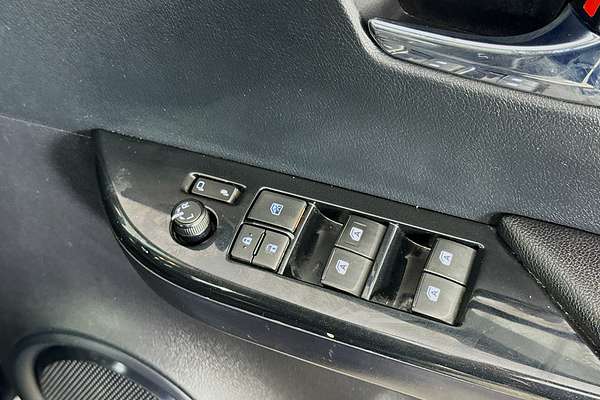 2019 Toyota Hilux SR5 GUN126R 4X4