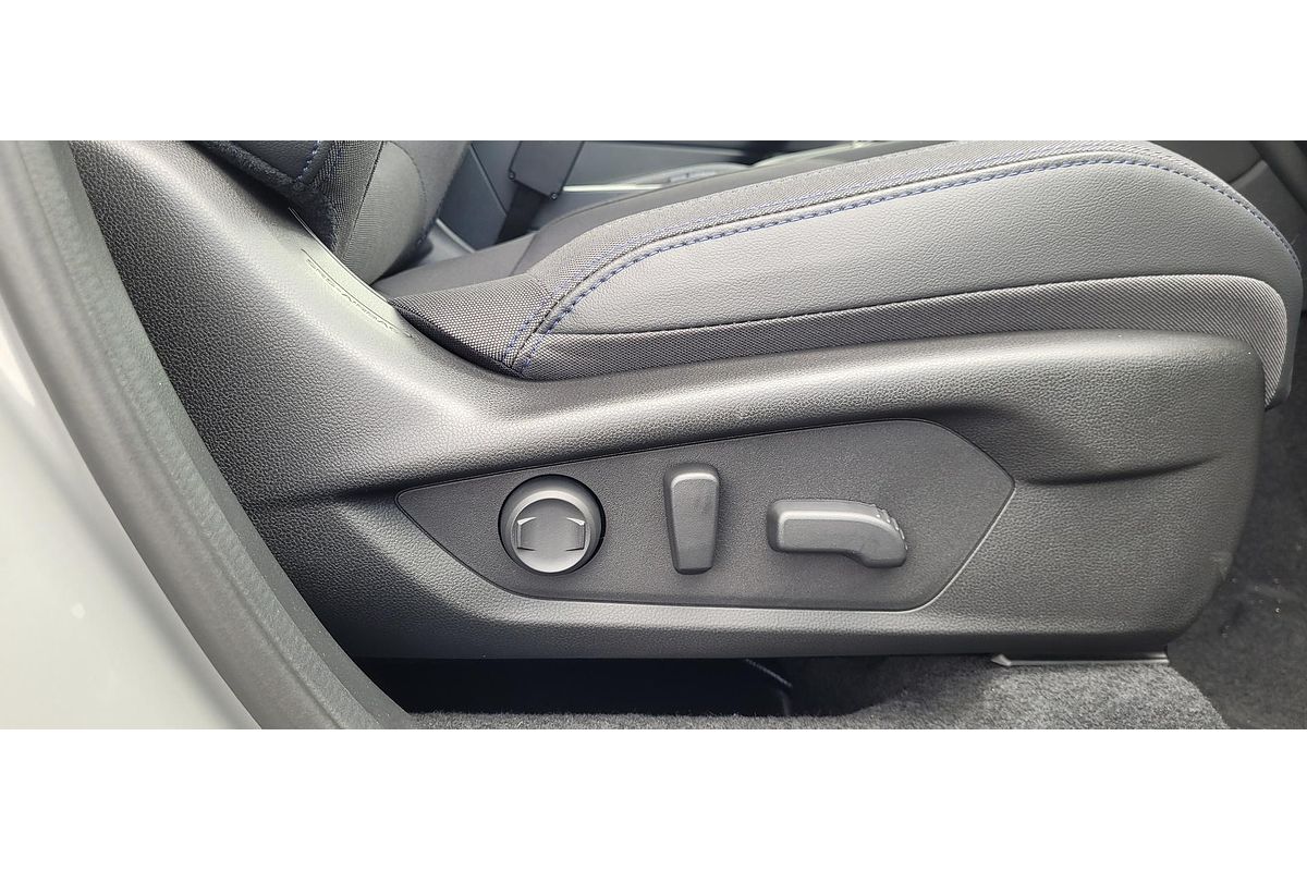 2025 Subaru Forester Premium S6