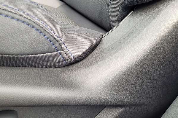 2025 Subaru Forester Premium S6