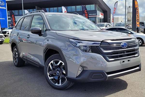 2025 Subaru Forester Premium S6