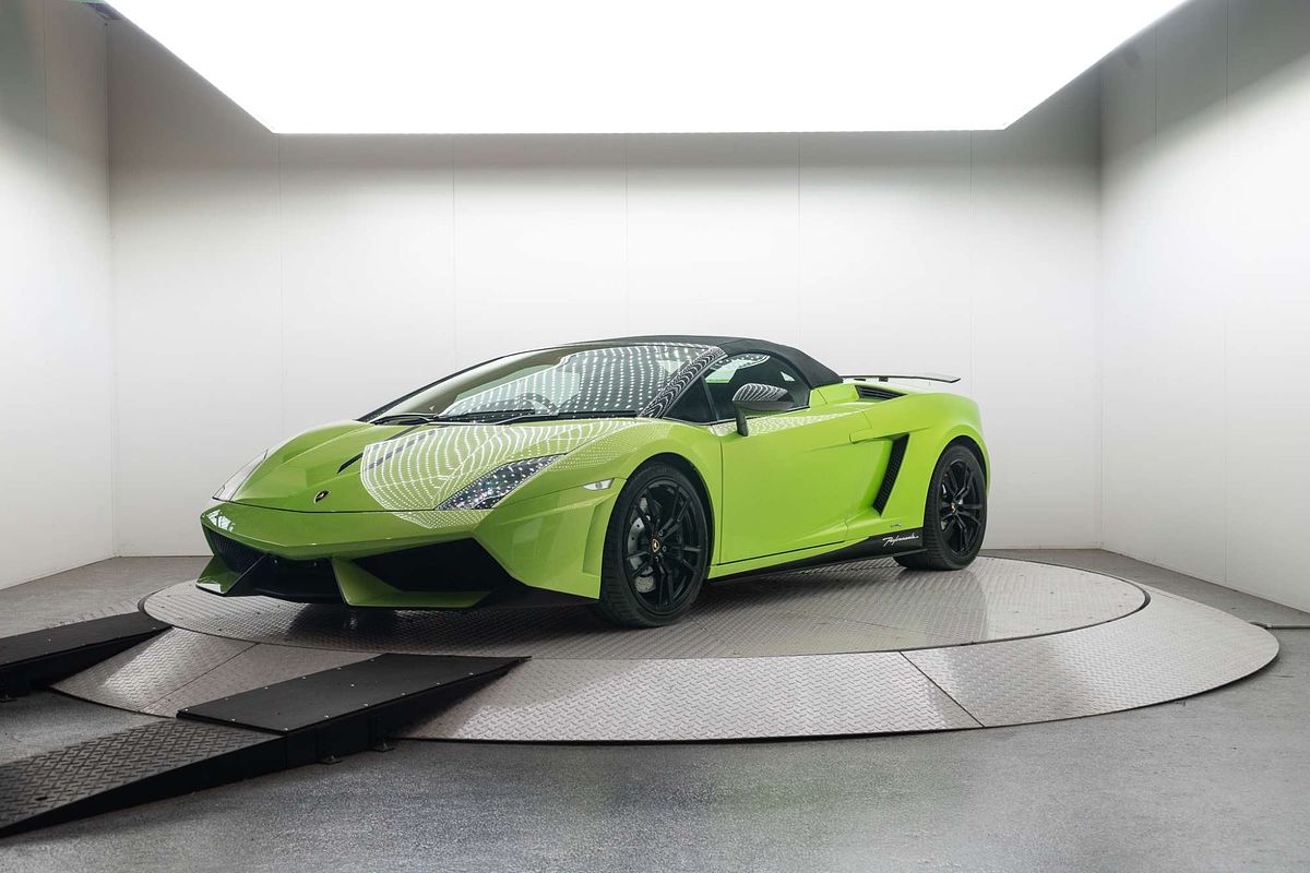 2012 Lamborghini Gallardo LP570-4 Performante L140