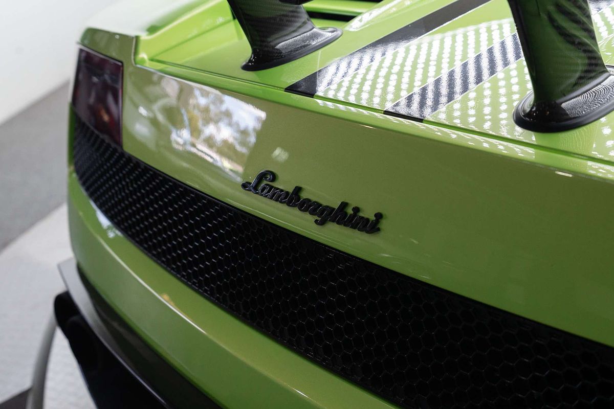 2012 Lamborghini Gallardo LP570-4 Performante L140