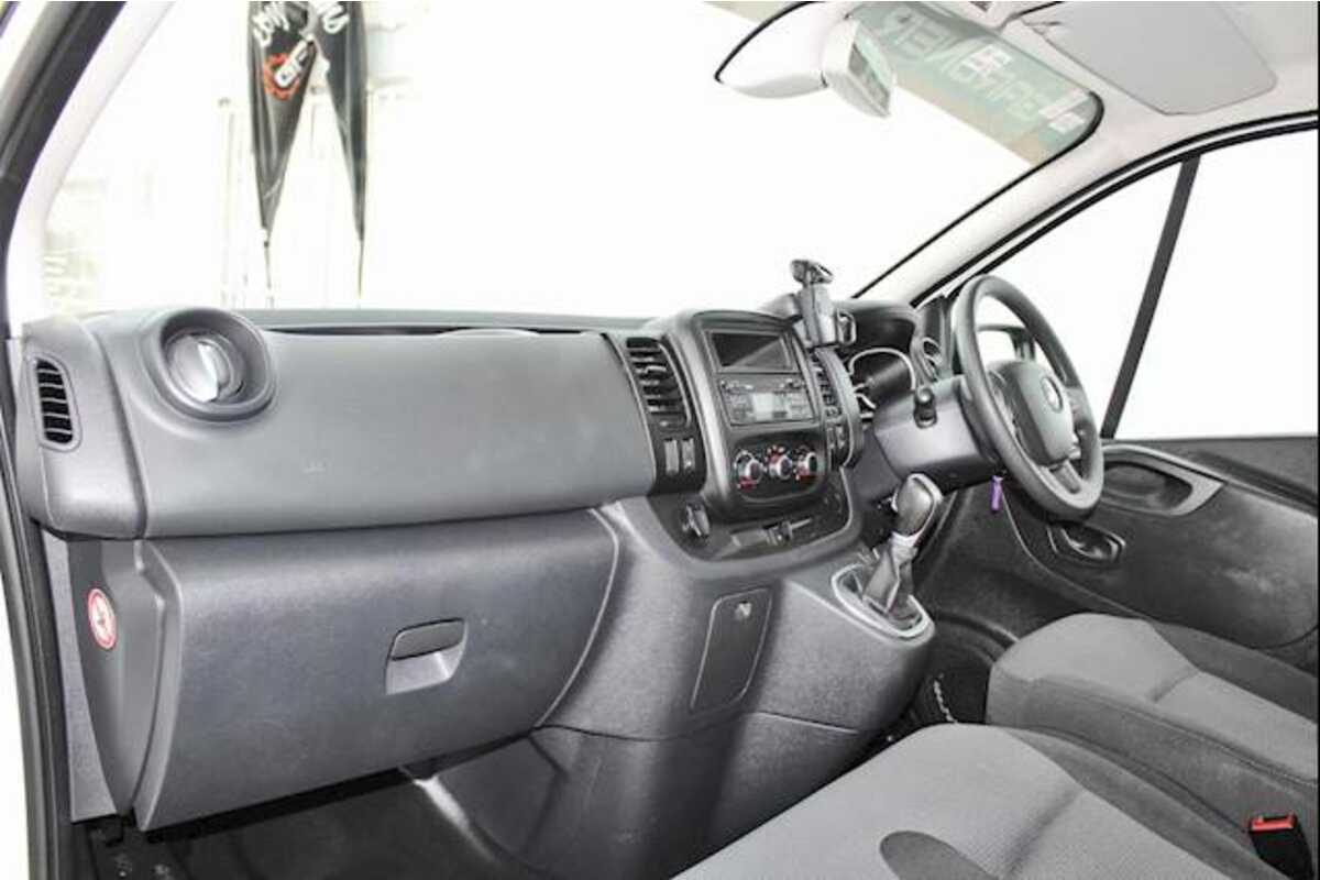 2020 Mitsubishi EXPRESS GLX SN MY21