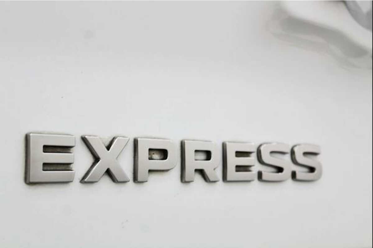 2020 Mitsubishi EXPRESS GLX SN MY21