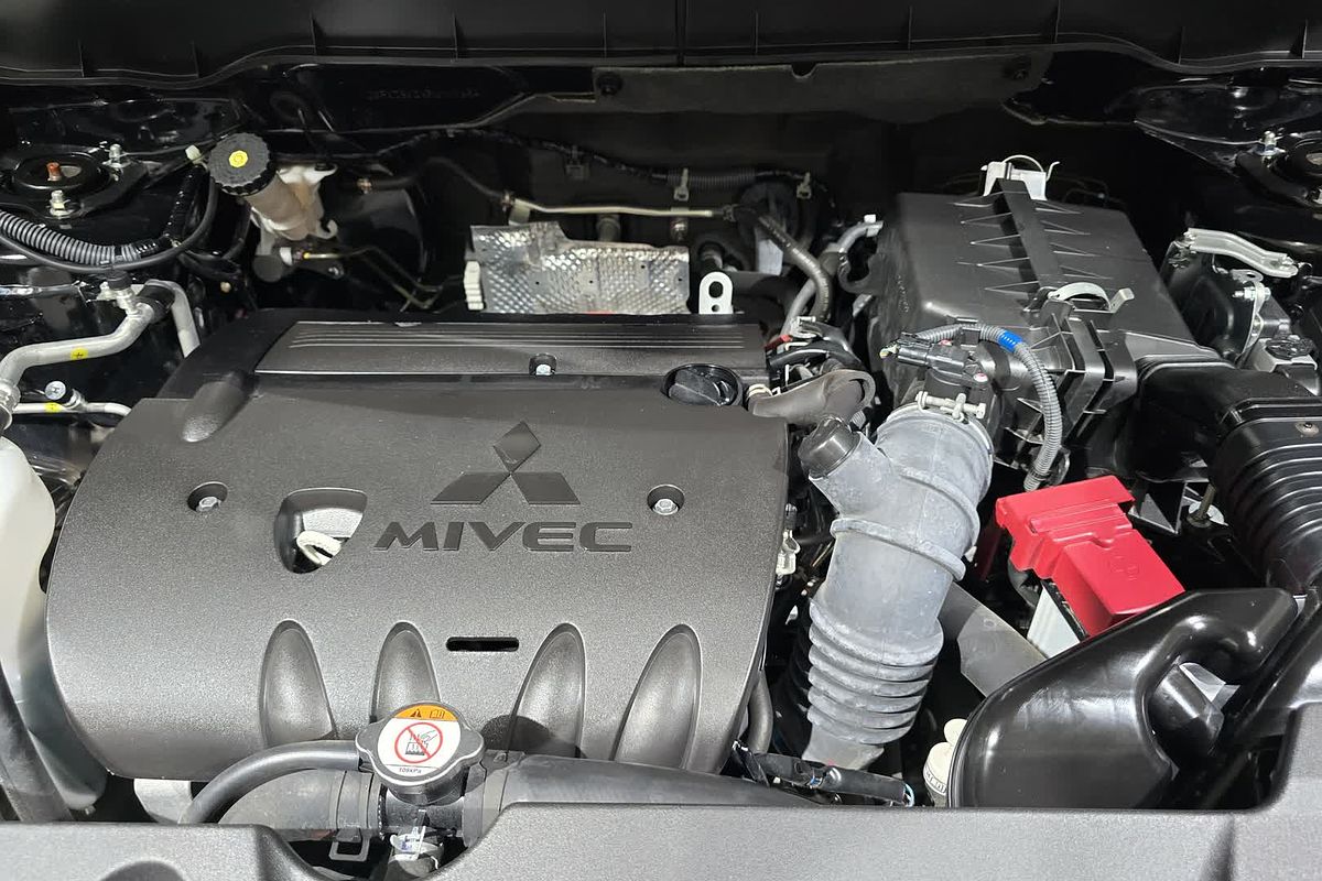 2022 Mitsubishi ASX MR XD