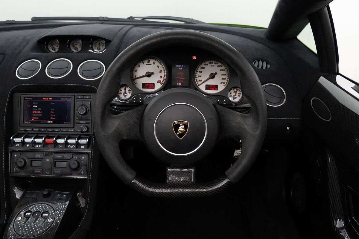 2012 Lamborghini Gallardo LP570-4 Performante L140