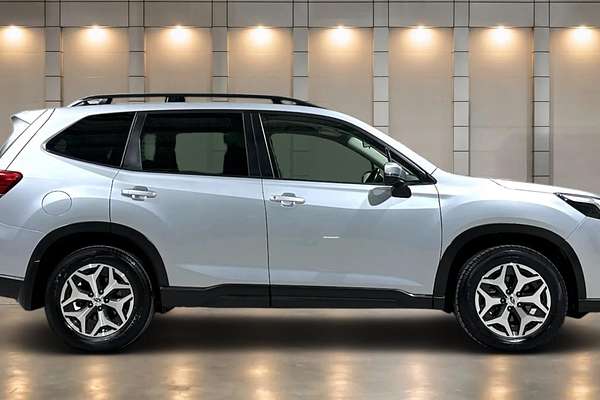 2023 Subaru Forester 2.5i S5