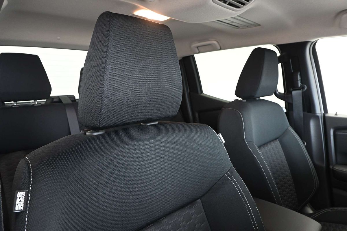 2024 Mitsubishi Triton GLS MV 4X4