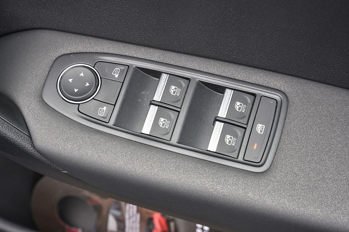 2025 Mitsubishi ASX LS XE