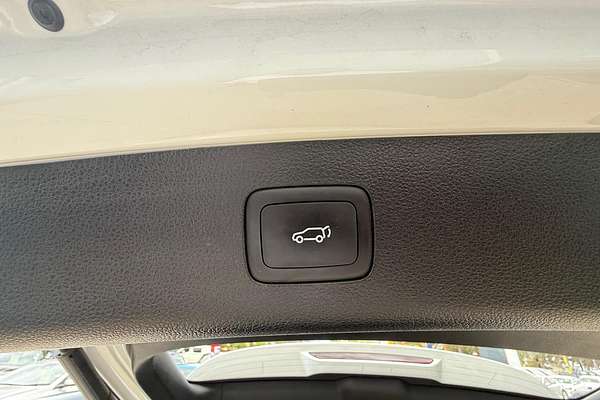 2022 MG HS Plus EV Essence SAS23