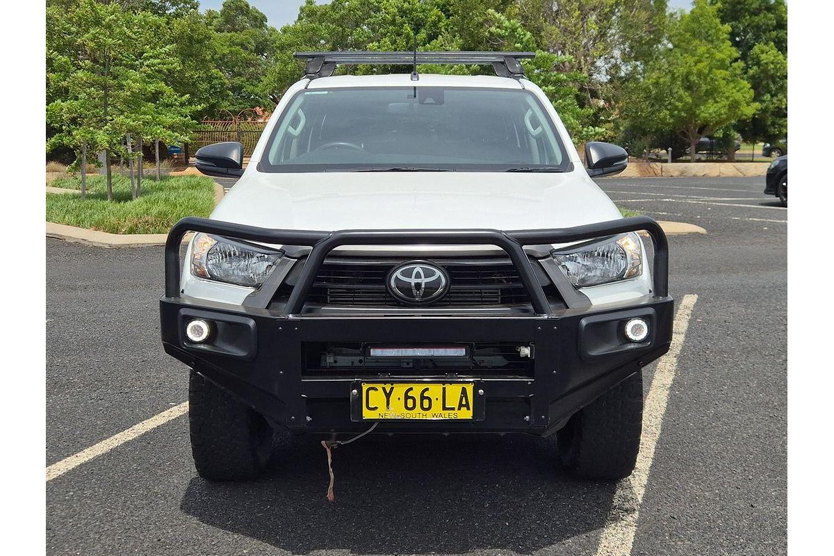 2020 Toyota Hilux SR GUN126R 4X4