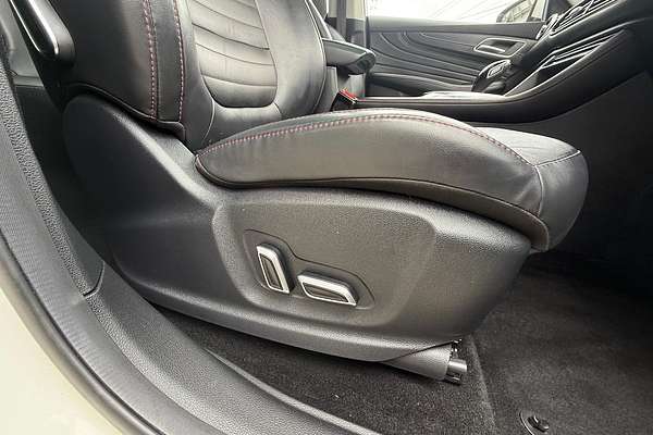 2022 MG HS Plus EV Essence SAS23