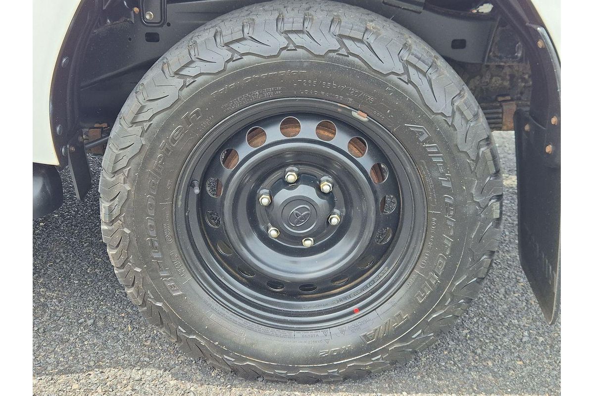 2020 Toyota Hilux SR GUN126R 4X4