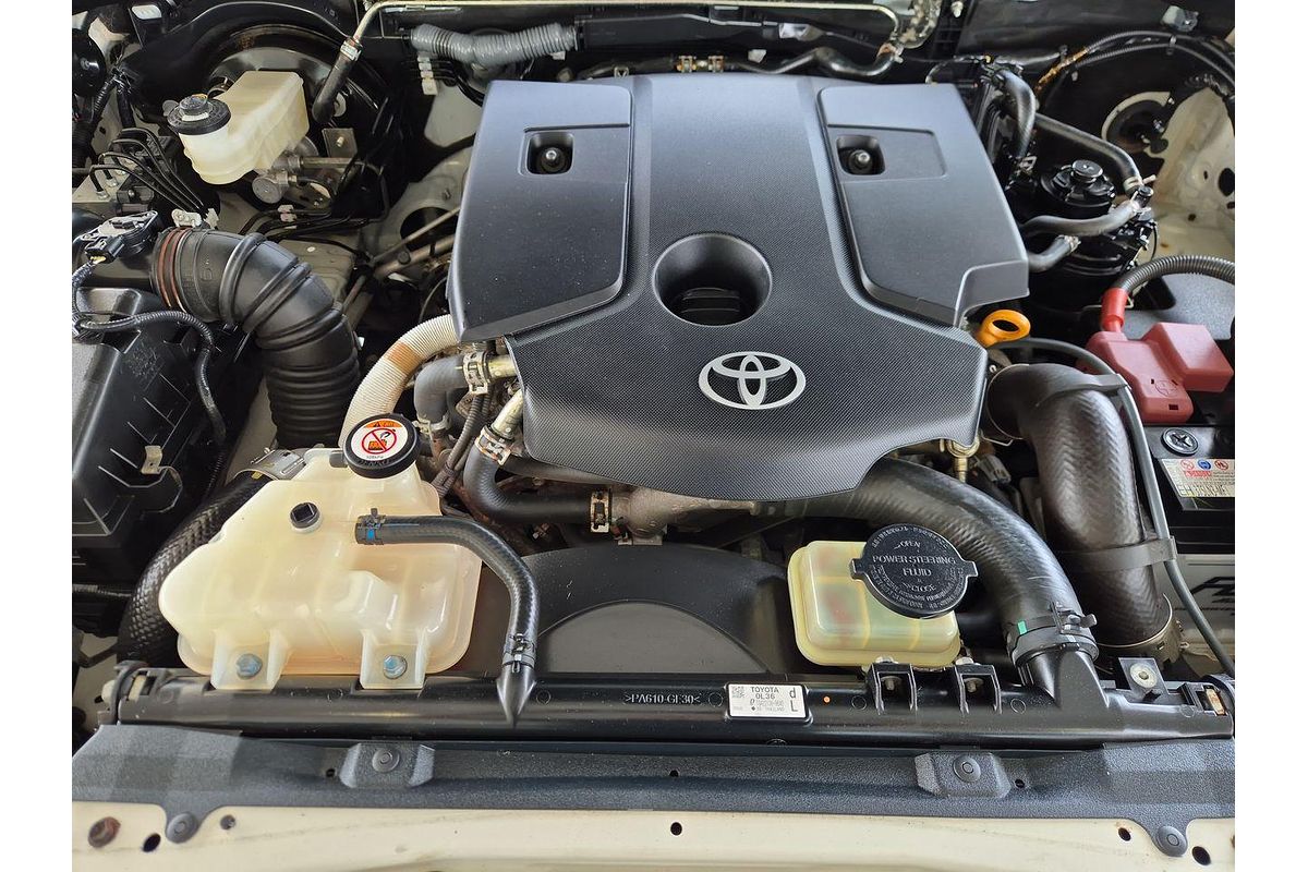 2020 Toyota Hilux SR GUN126R 4X4