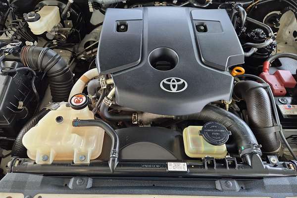 2020 Toyota Hilux SR GUN126R 4X4