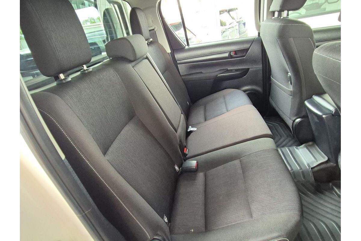 2020 Toyota Hilux SR GUN126R 4X4