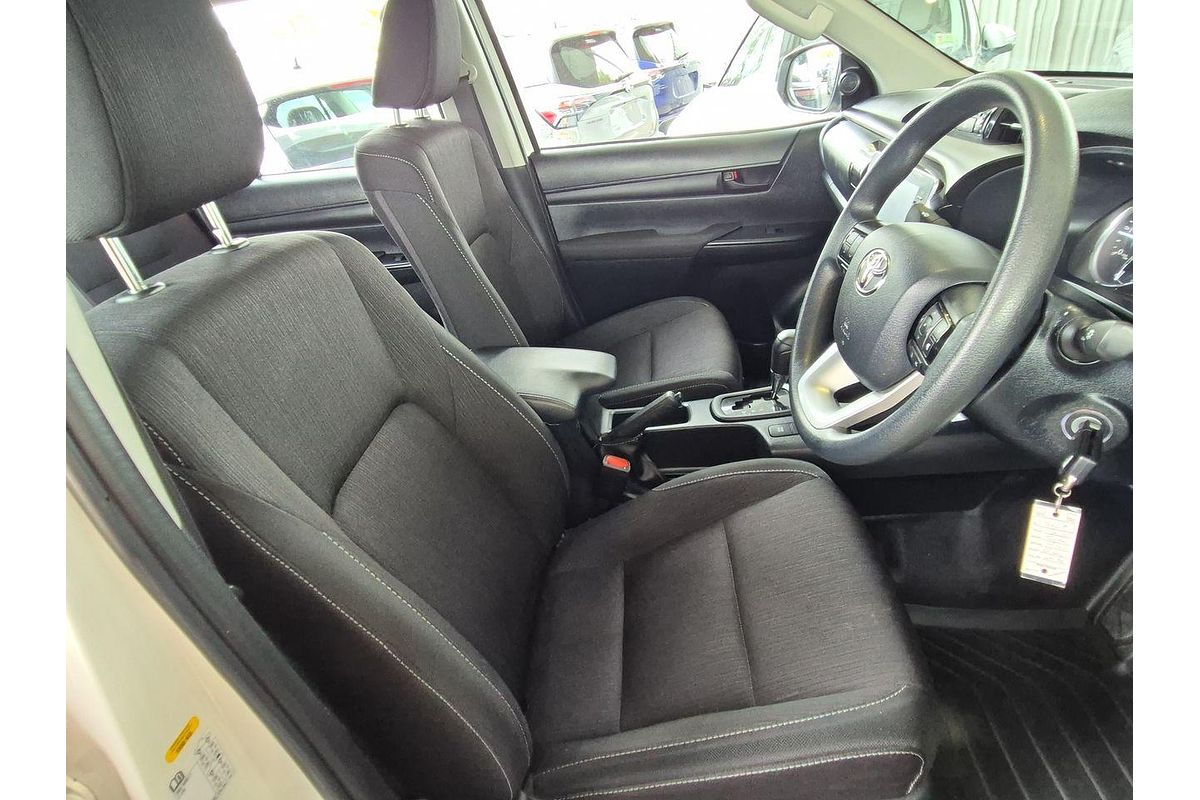 2020 Toyota Hilux SR GUN126R 4X4