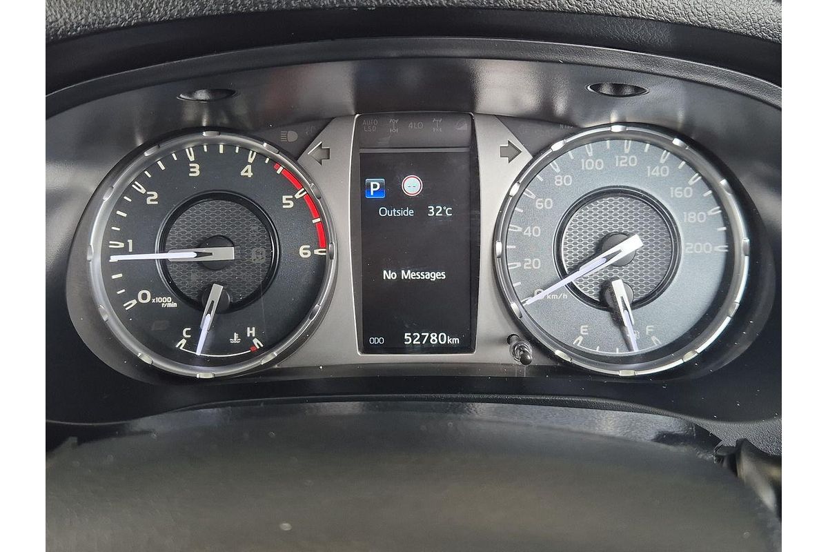 2020 Toyota Hilux SR GUN126R 4X4