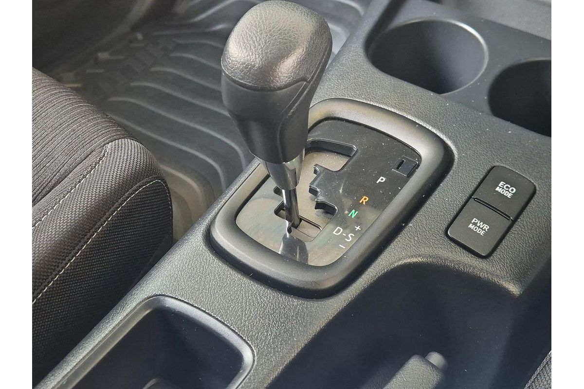 2020 Toyota Hilux SR GUN126R 4X4