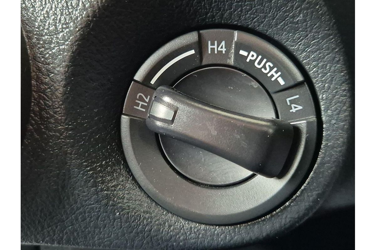 2020 Toyota Hilux SR GUN126R 4X4