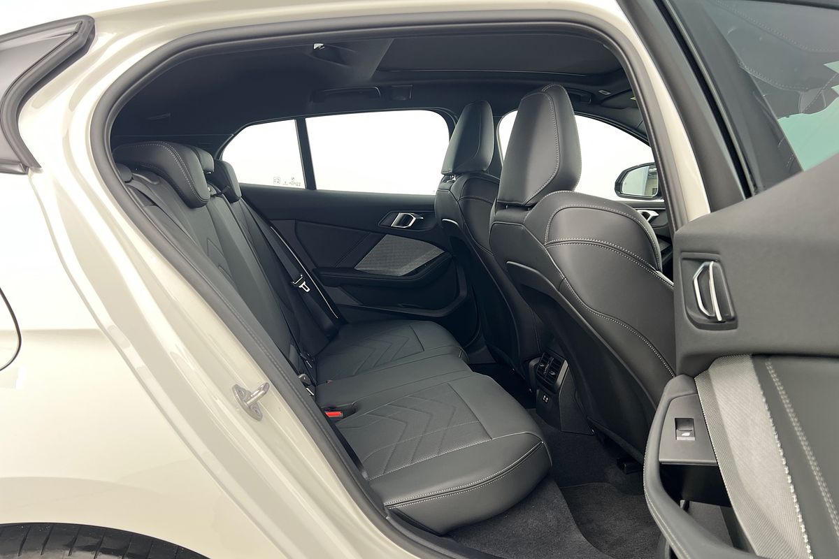 2024 BMW 1 Series 118 M Sport F70