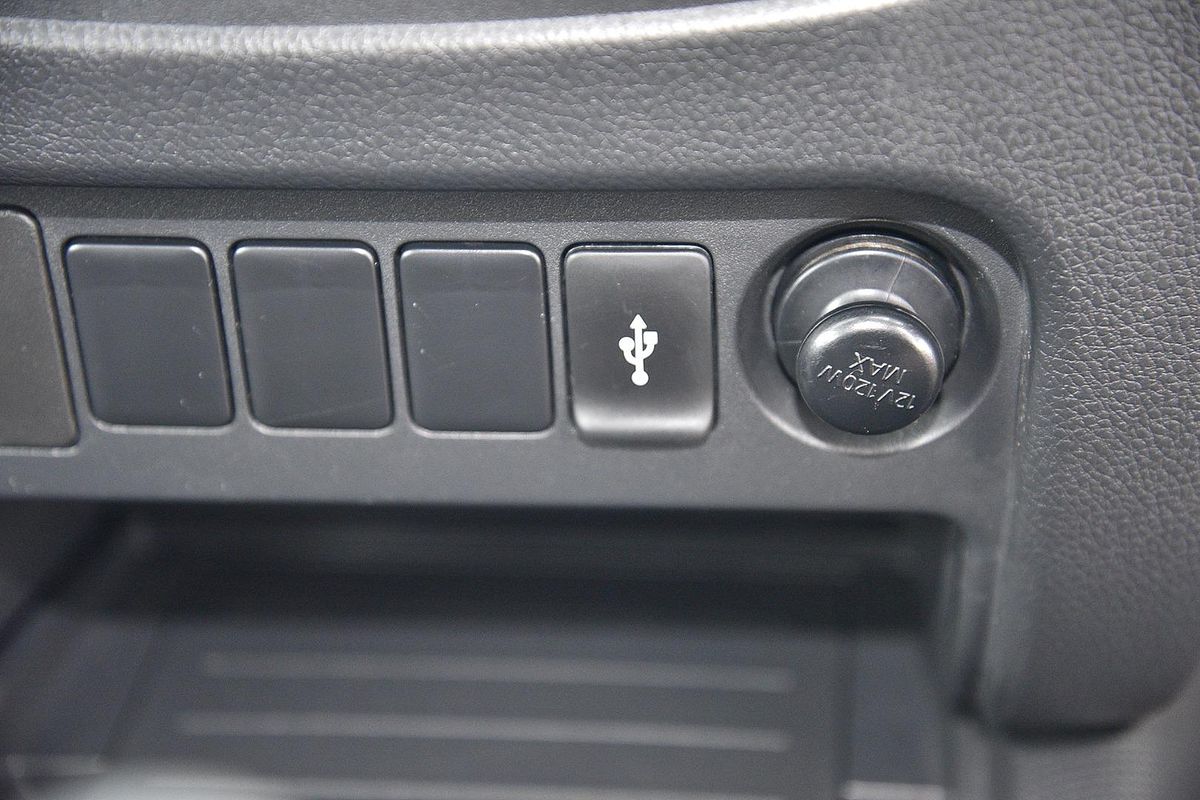 2018 Mitsubishi Triton GLX MQ 4X4