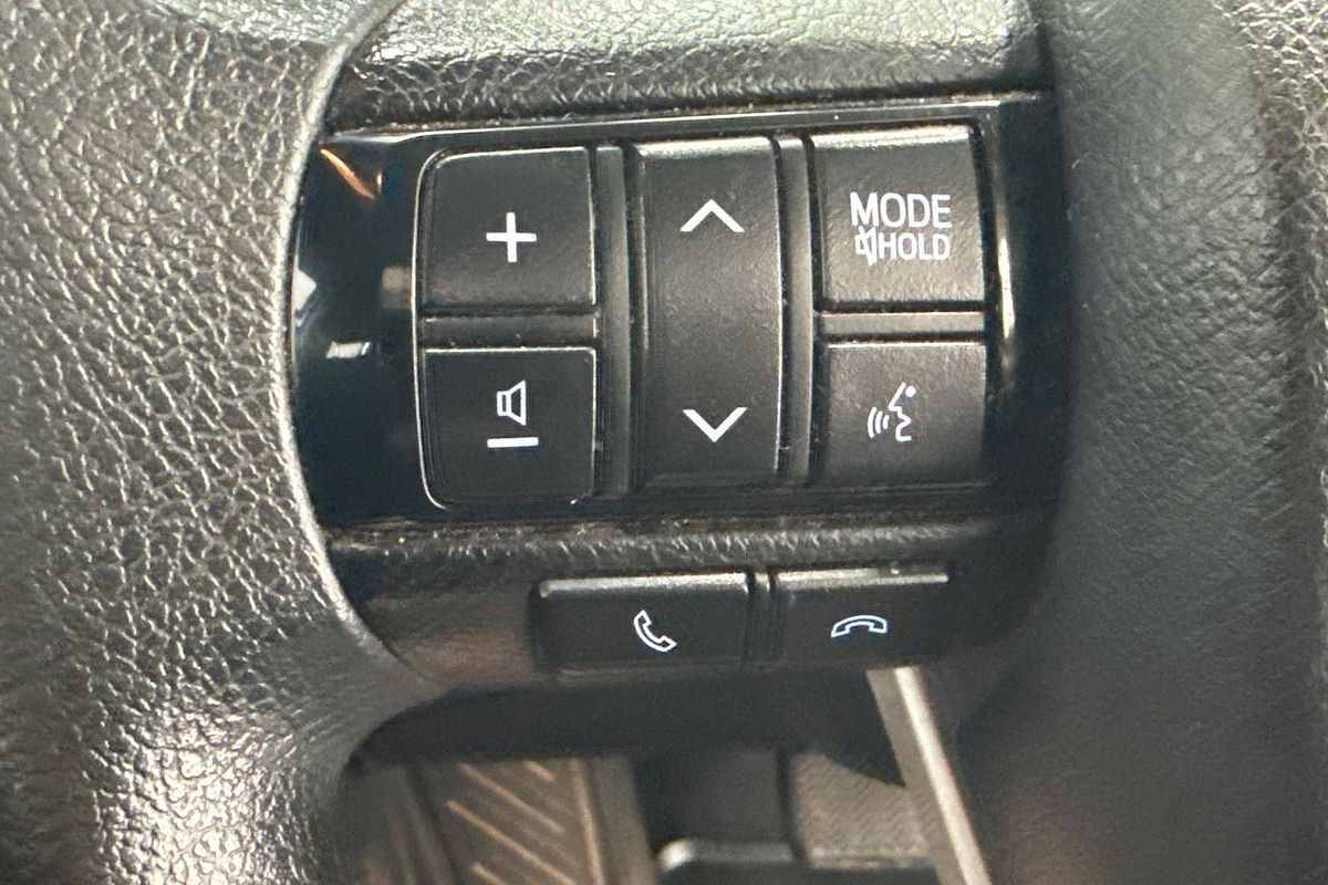 2021 Toyota Hilux SR GUN126R 4X4