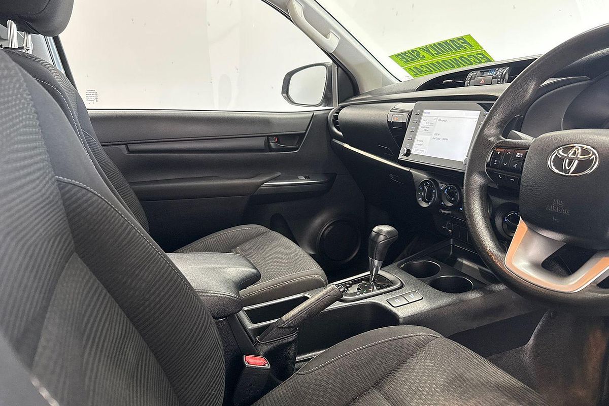 2021 Toyota Hilux SR GUN126R 4X4