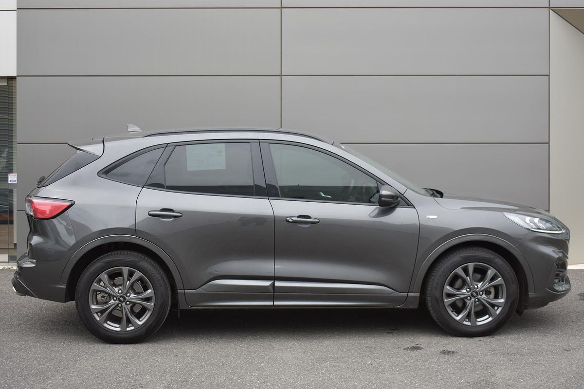 2020 Ford Escape ST-Line ZH