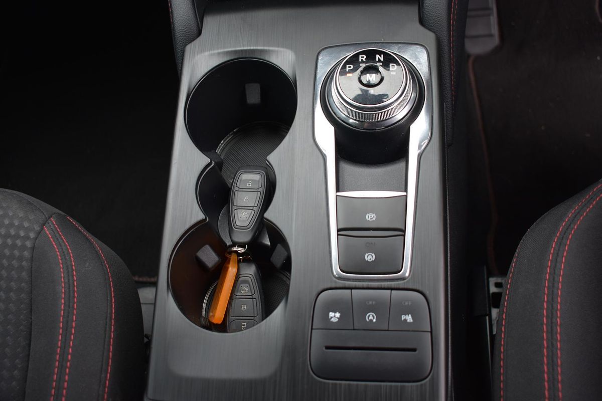 2020 Ford Escape ST-Line ZH