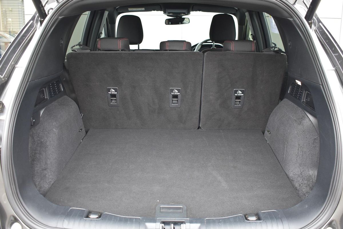 2020 Ford Escape ST-Line ZH