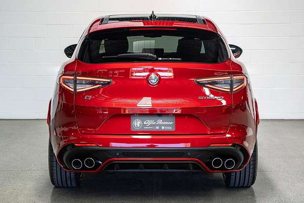 2025 Alfa Romeo Stelvio Quadrifoglio Series 5