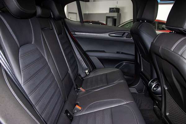 2025 Alfa Romeo Stelvio Quadrifoglio Series 5