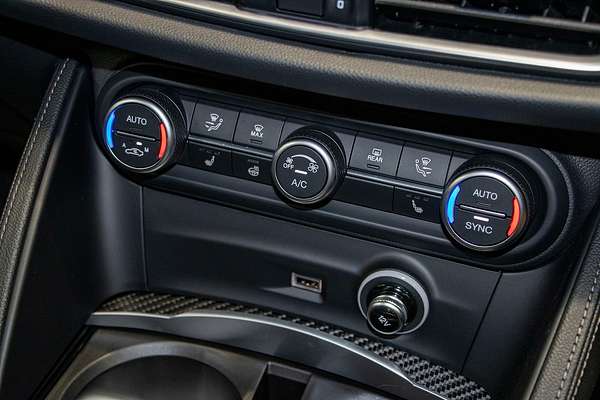 2025 Alfa Romeo Stelvio Quadrifoglio Series 5